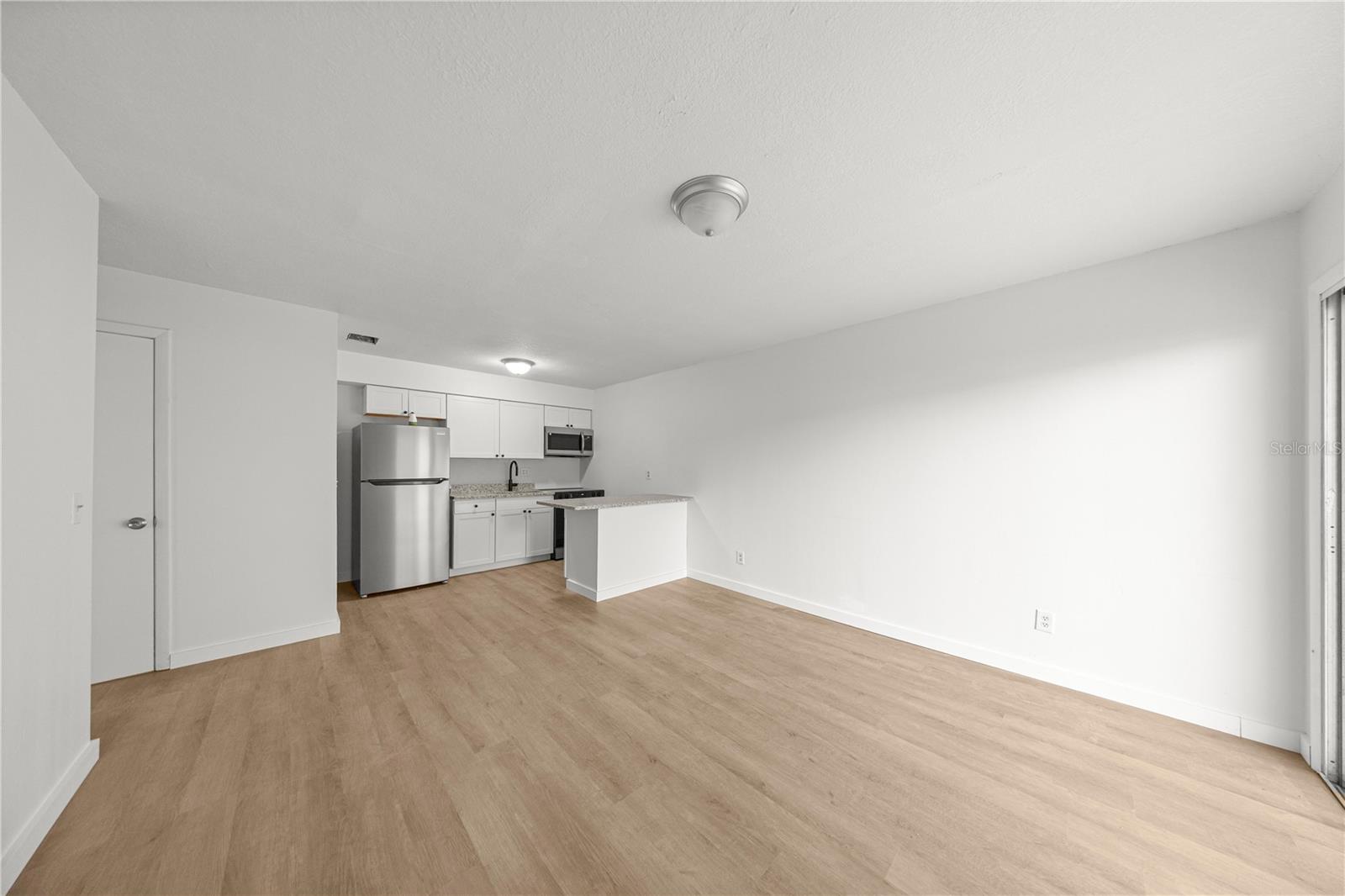 Image 23 of 55 For 2931 52nd (all Units) Avenue