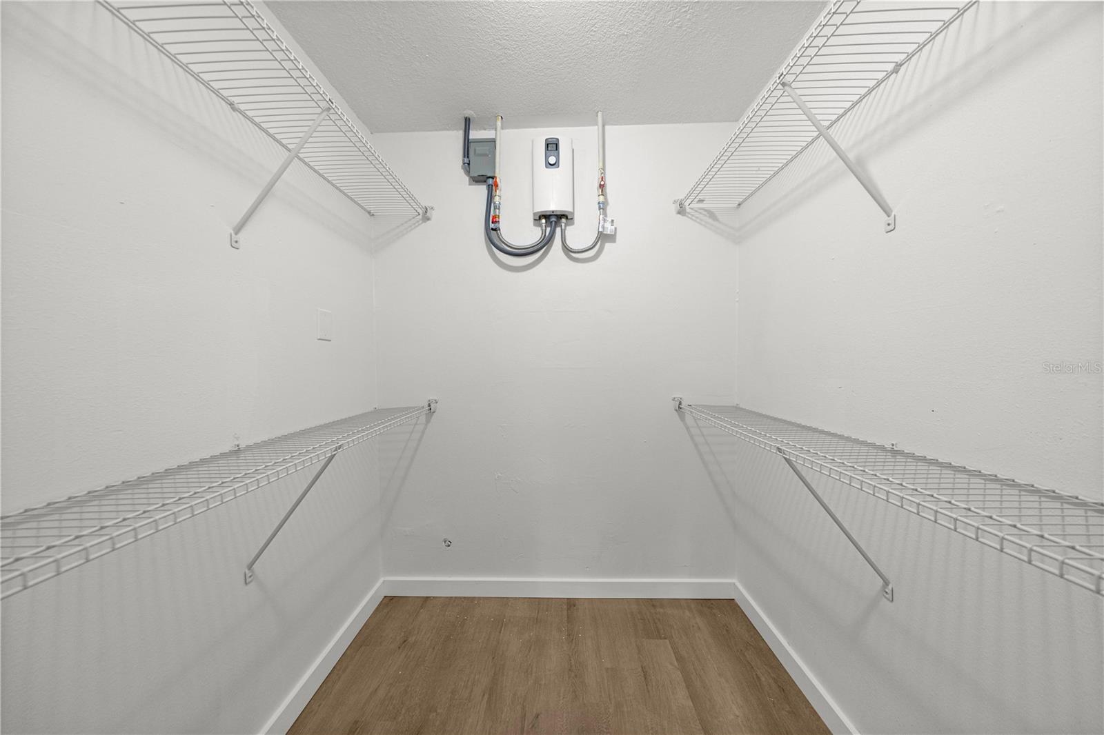 Image 40 of 55 For 2931 52nd (all Units) Avenue