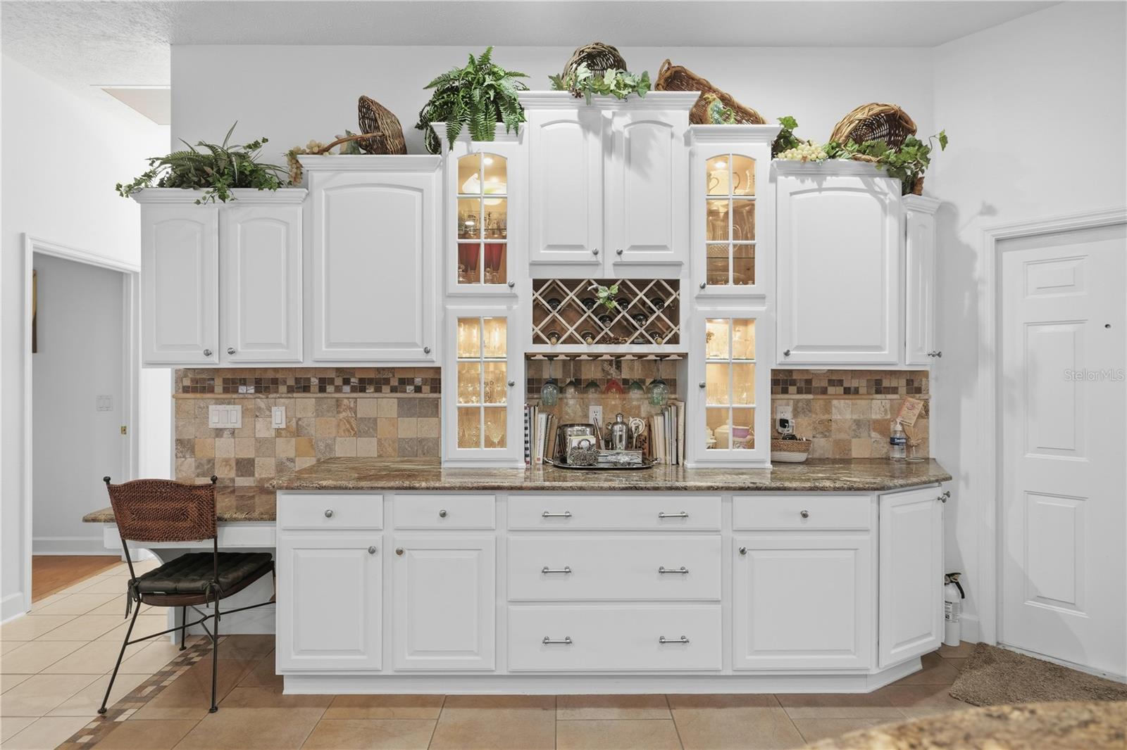 Image 14 of 48 For 700 89th Terrace