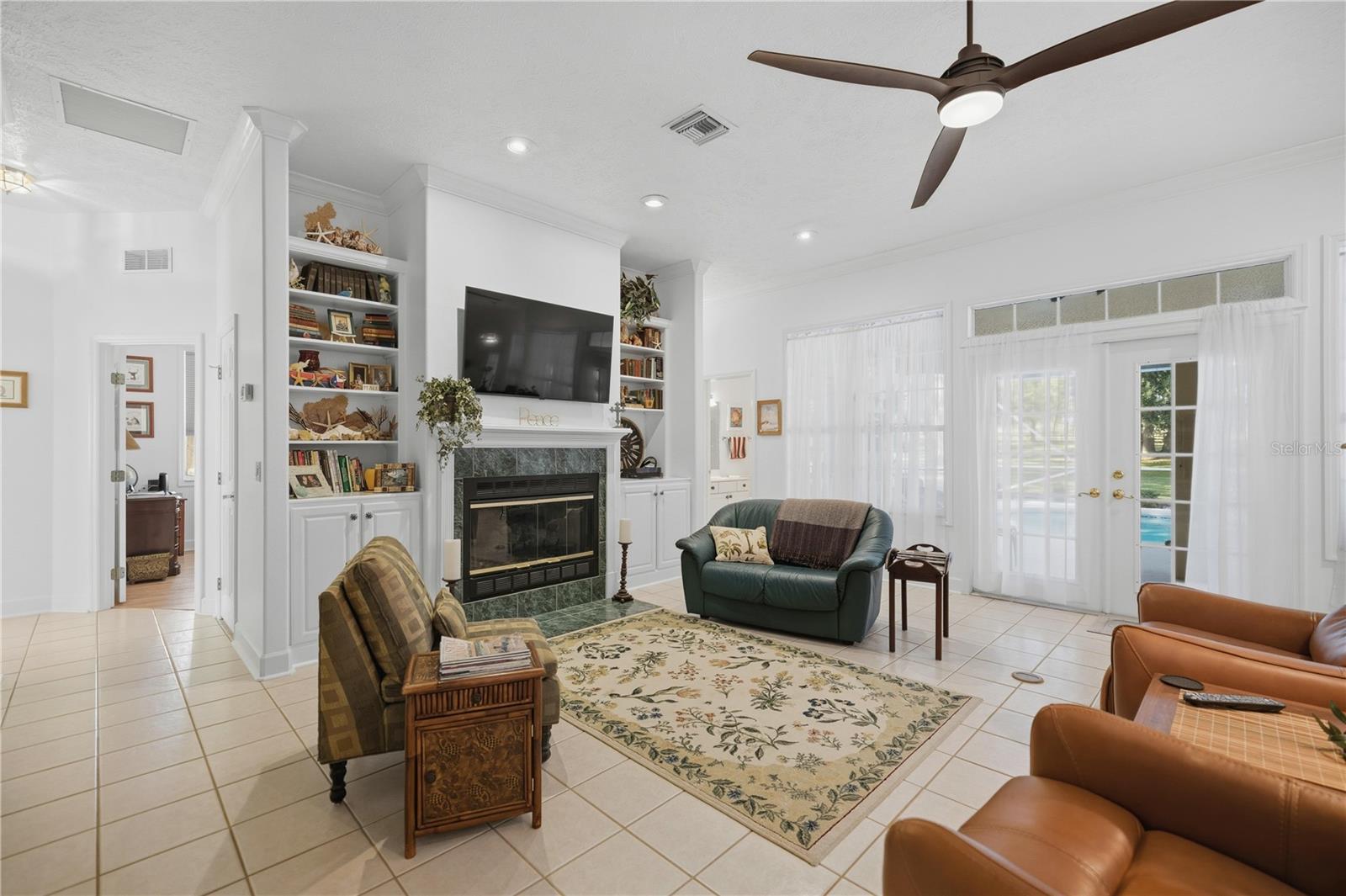 Image 18 of 48 For 700 89th Terrace