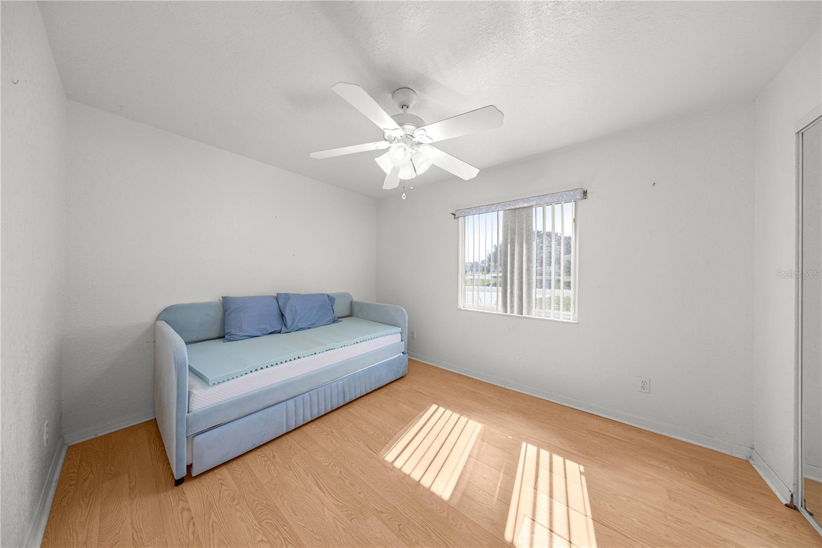 Image 23 of 32 For 6159 98th Loop