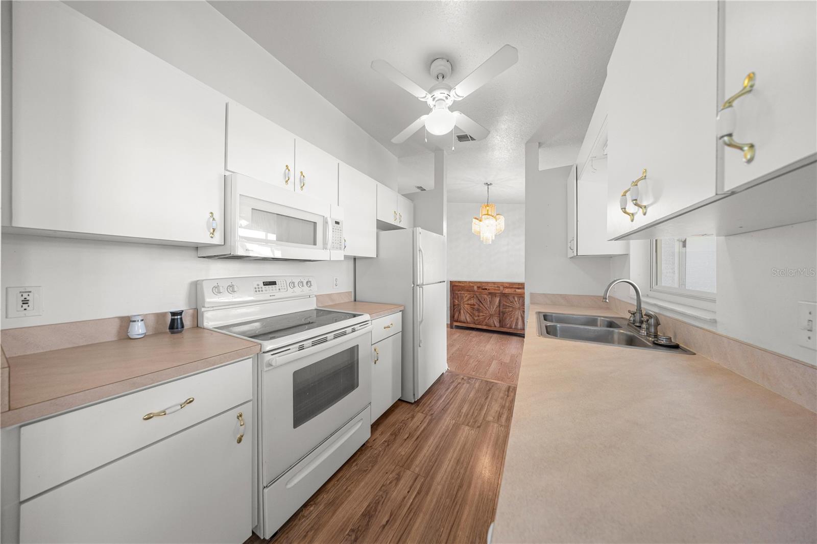 Image 28 of 32 For 6159 98th Loop