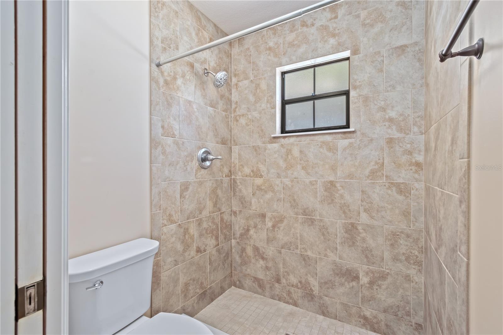 Image 24 of 46 For 3911 22nd Street