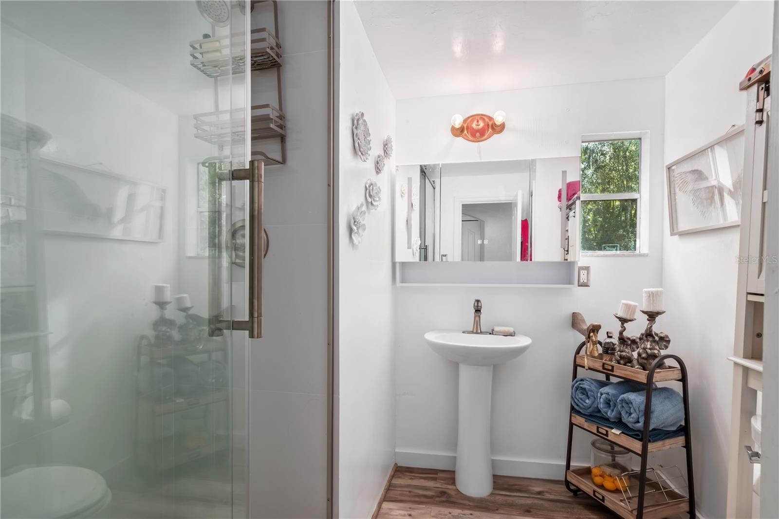 Image 24 of 95 For 22924 91st Court Road