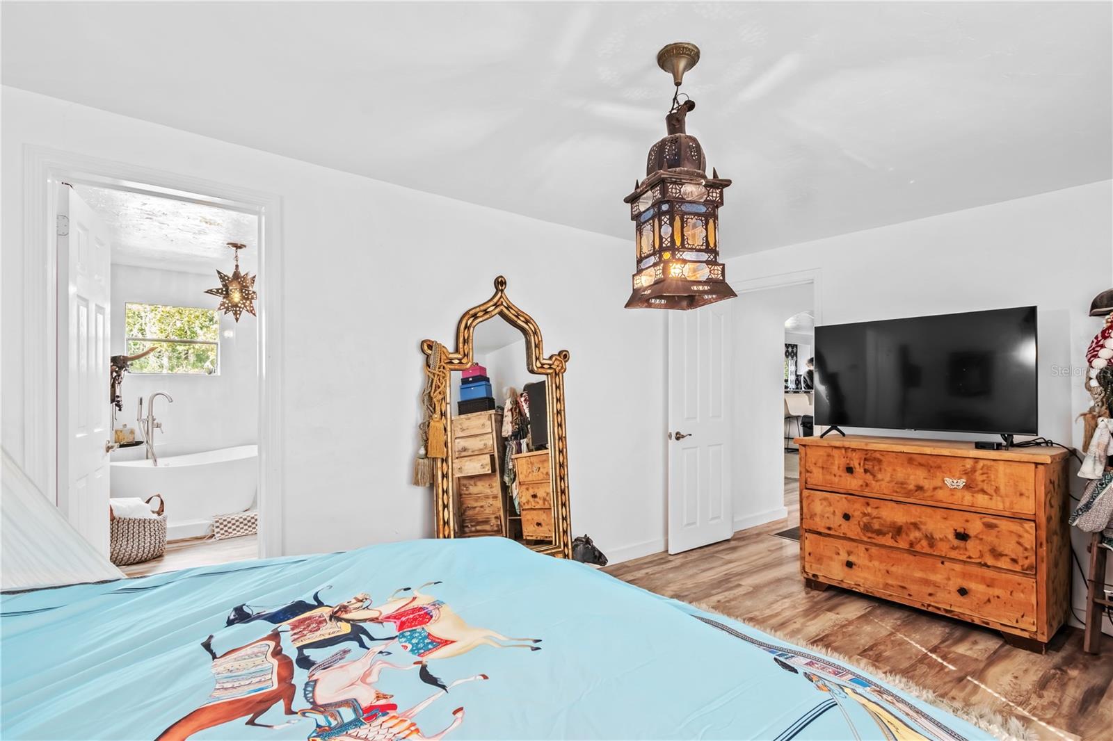 Image 28 of 95 For 22924 91st Court Road