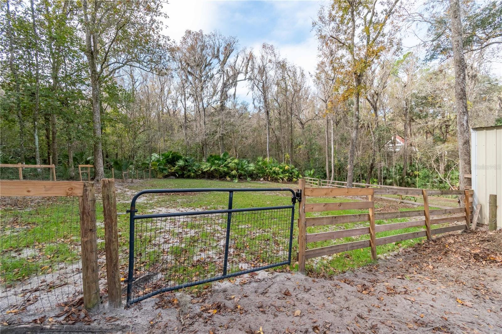 Image 55 of 95 For 22924 91st Court Road