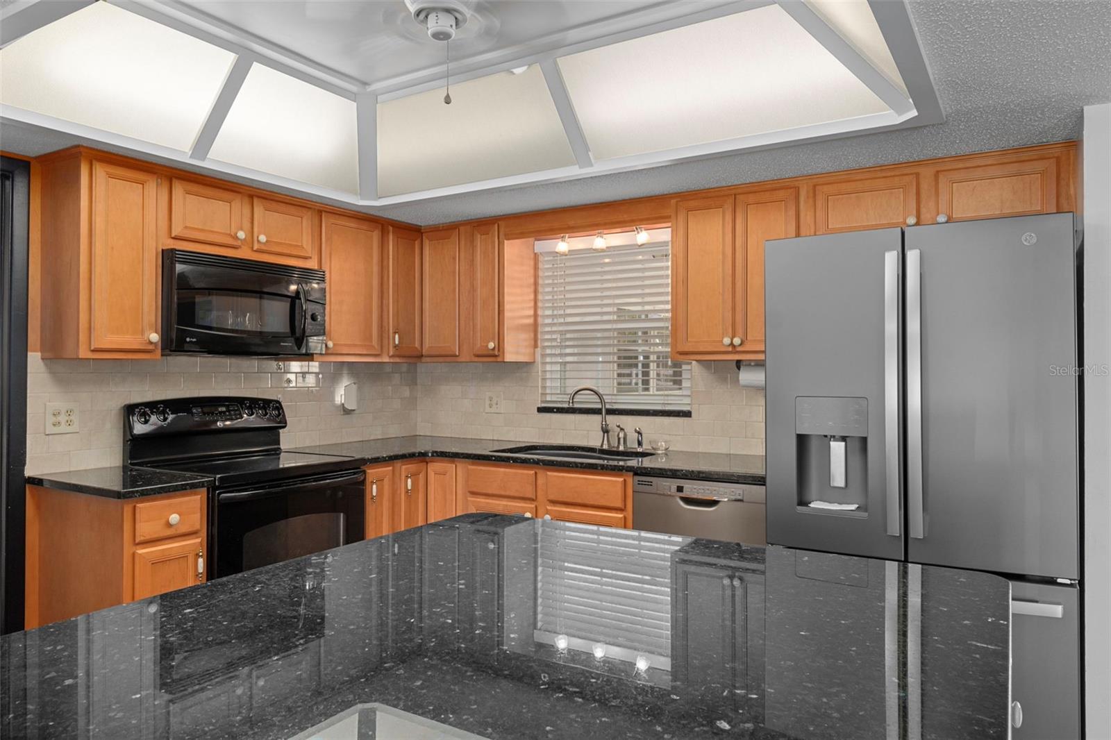 Image 23 of 55 For 649 West Bend Point