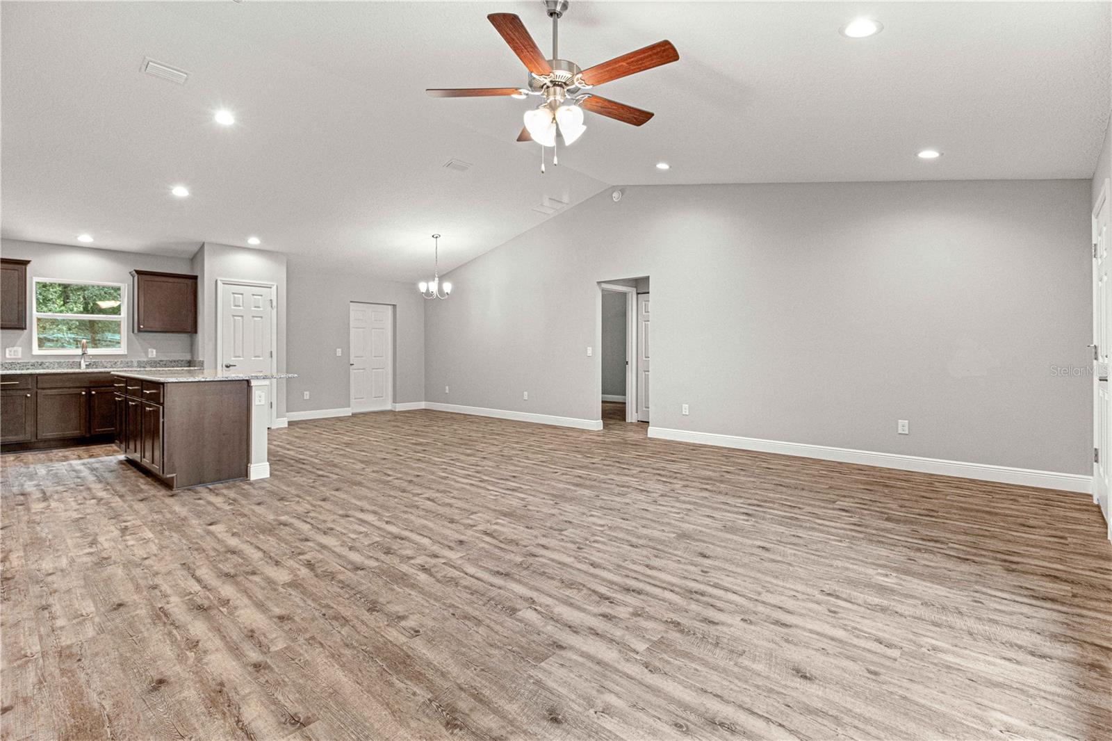 Image 4 of 25 For 8822 164th Place