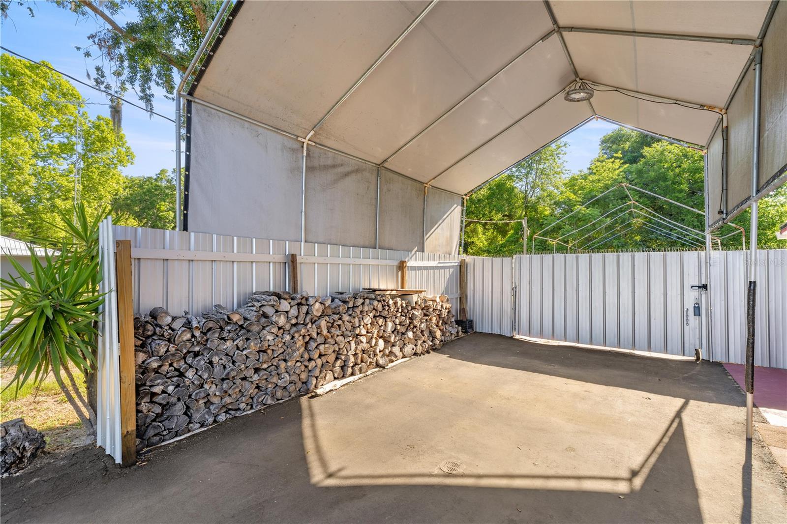 Image 3 of 43 For 12351 Hwy 464