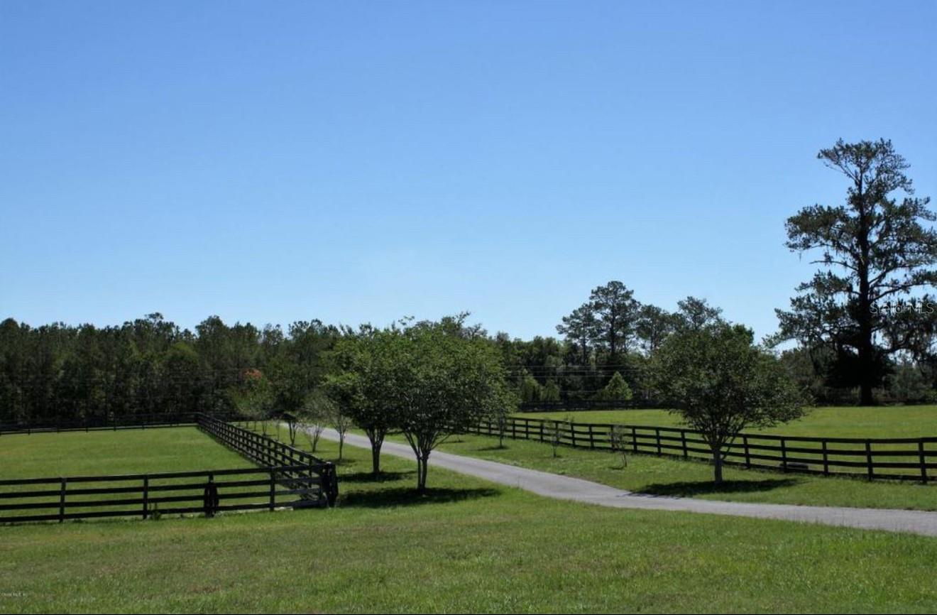 Listing photo id 62 for 12770 Us Highway 27