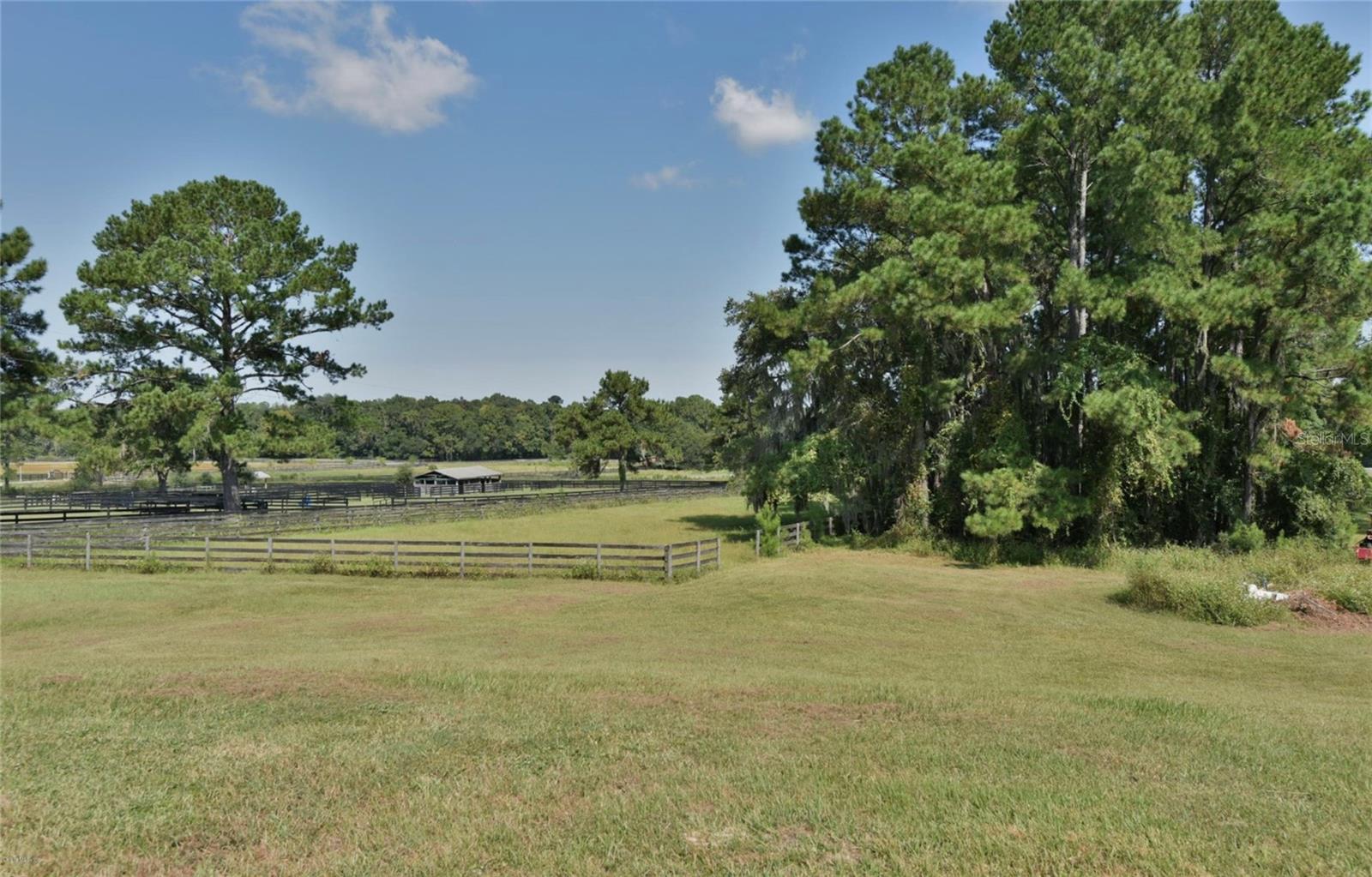 Listing photo id 65 for 12770 Us Highway 27