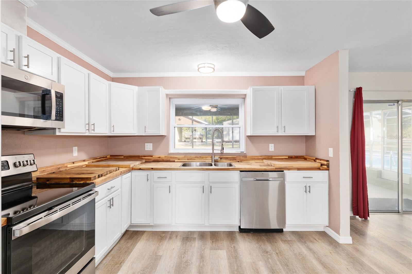 Image 18 of 64 For 9025 215th Avenue