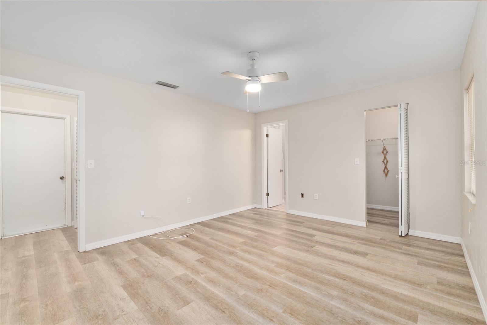 Image 24 of 64 For 9025 215th Avenue