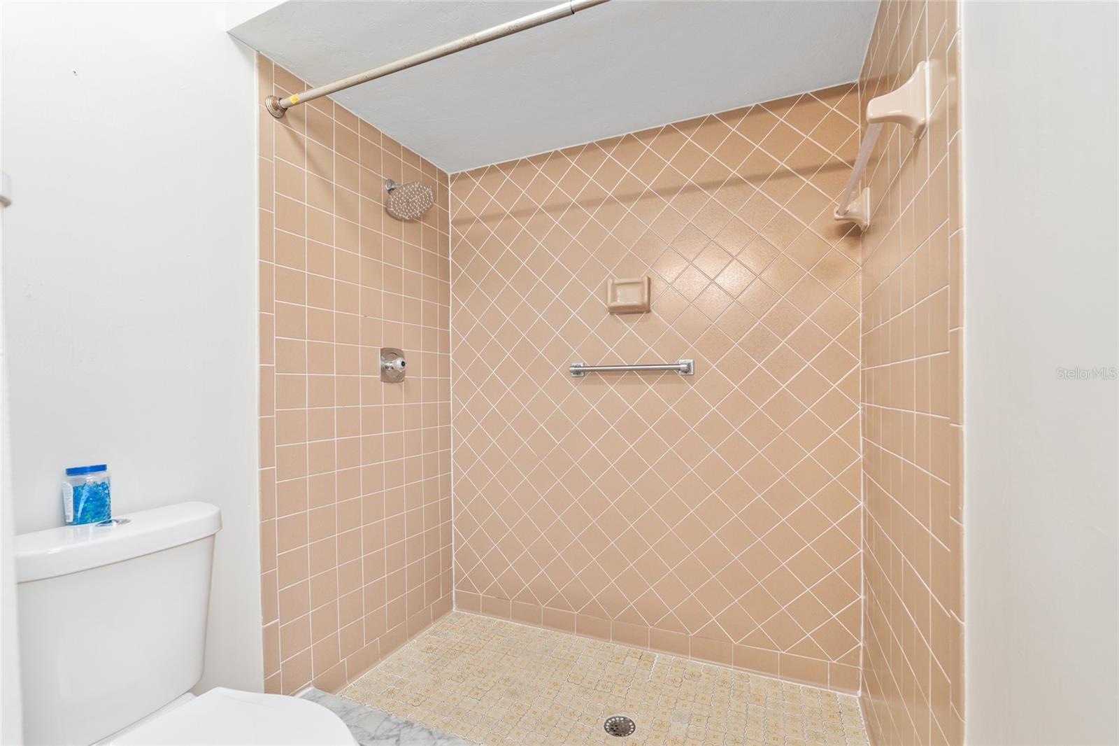 Image 27 of 64 For 9025 215th Avenue