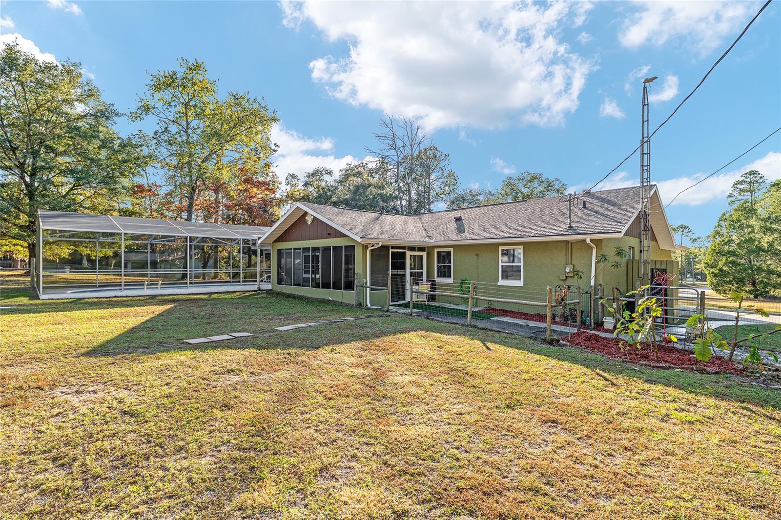 Image 46 of 64 For 9025 215th Avenue