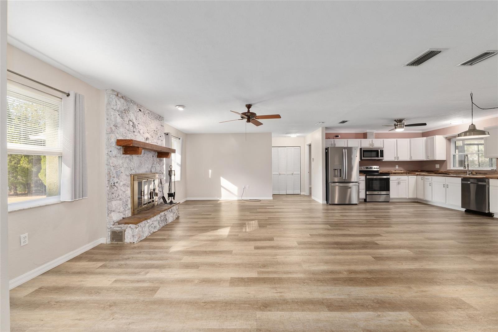 Image 7 of 64 For 9025 215th Avenue