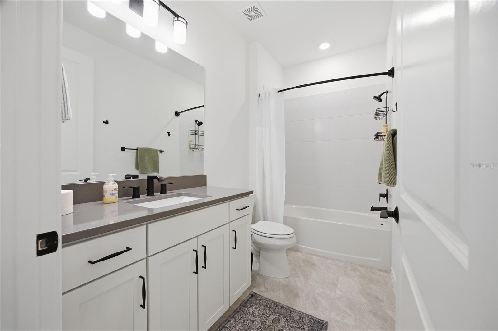 Image 25 of 65 For 6176 93rd Avenue