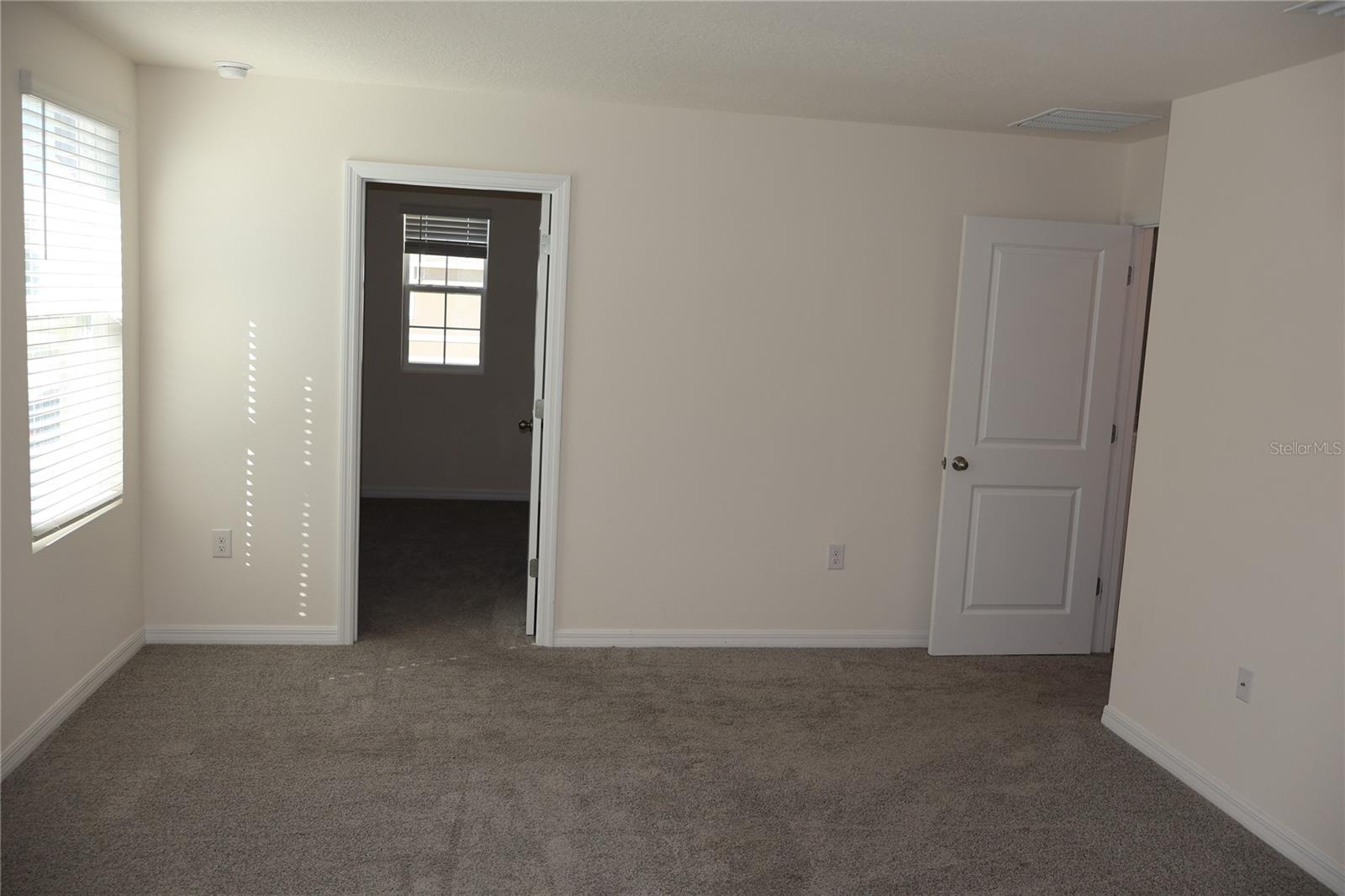 Image 23 of 39 For 8627 45th Court