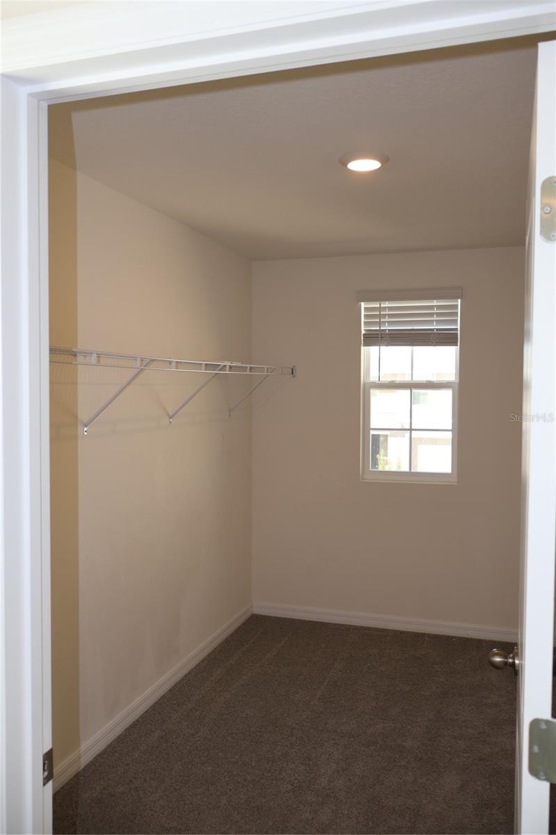 Image 24 of 39 For 8627 45th Court