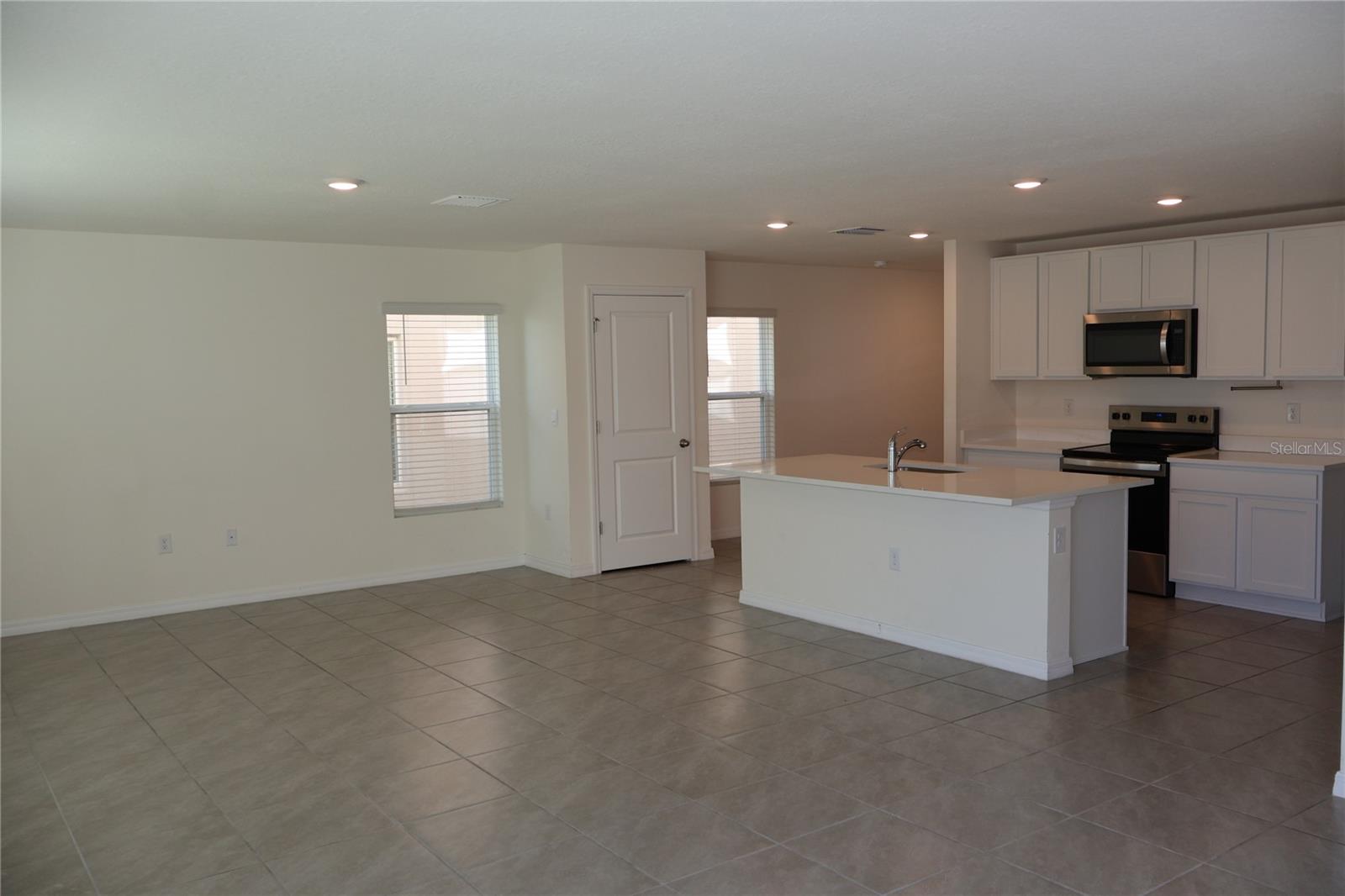 Image 6 of 39 For 8627 45th Court