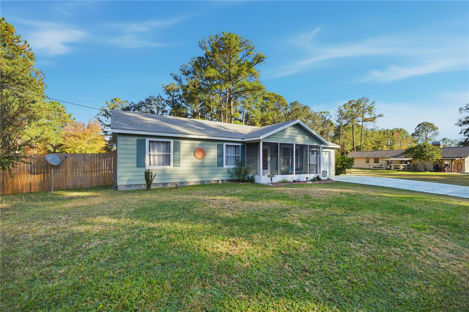 Image 2 of 42 For 15461 147th Avenue