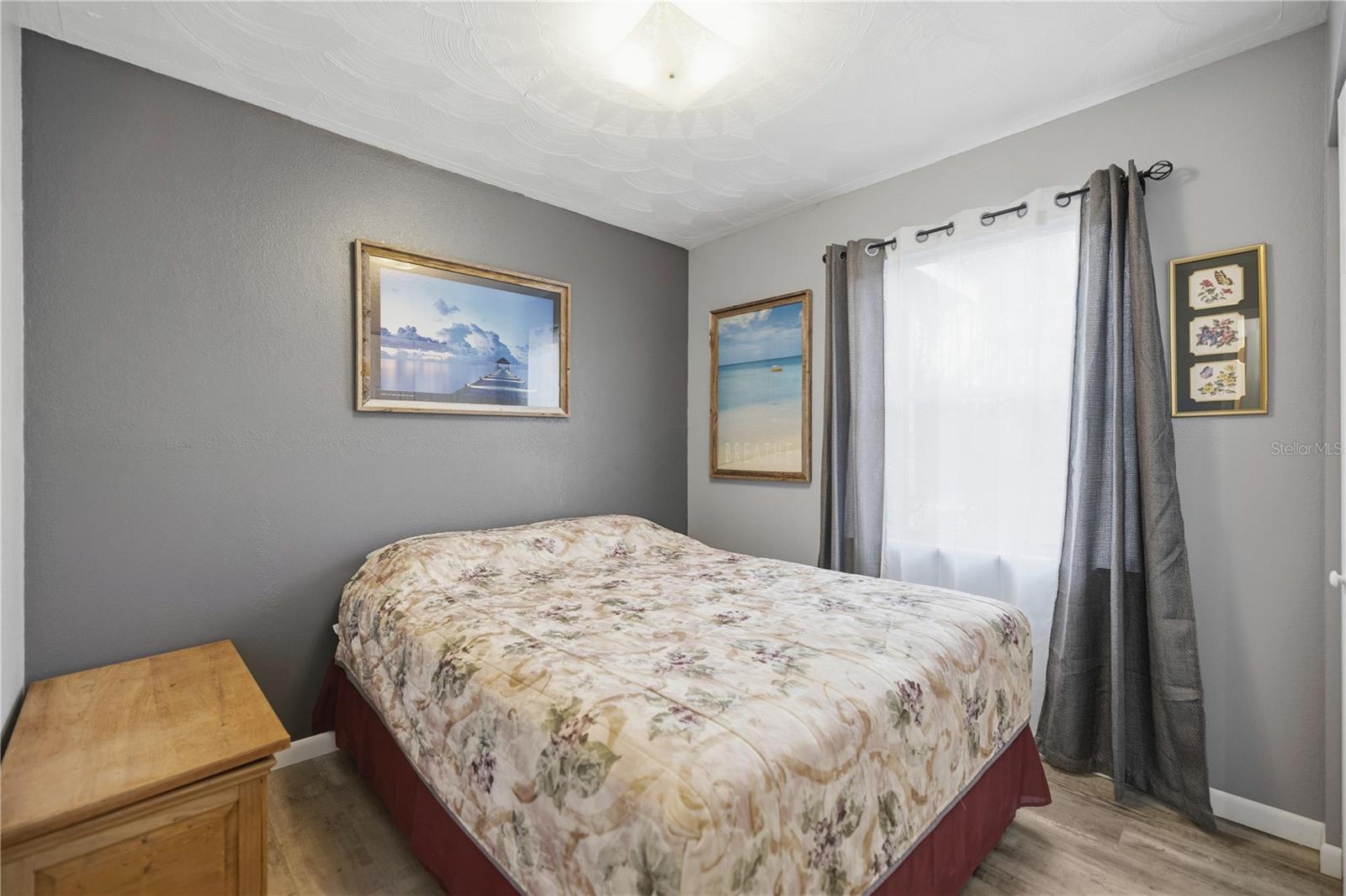 Image 20 of 42 For 15461 147th Avenue