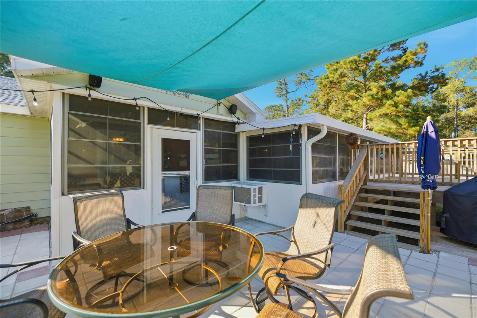 Image 30 of 42 For 15461 147th Avenue