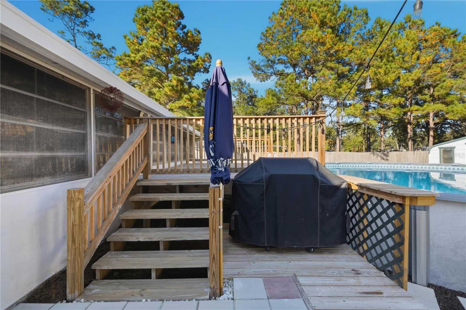 Image 31 of 42 For 15461 147th Avenue