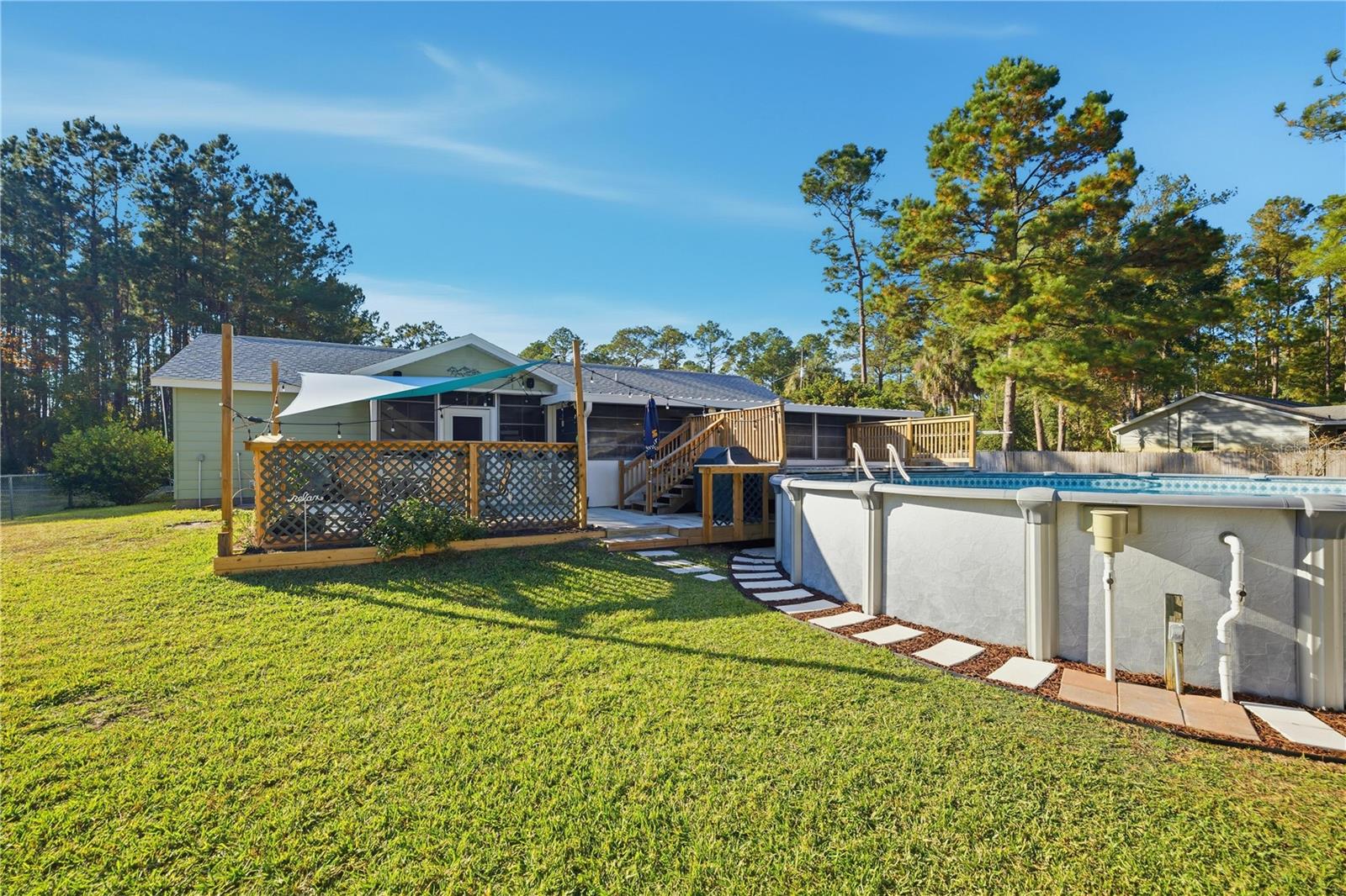 Image 37 of 42 For 15461 147th Avenue