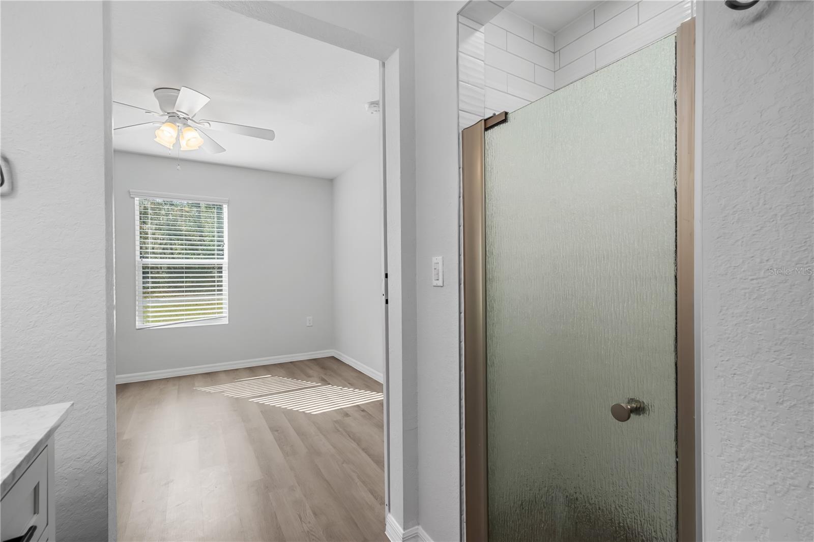 Image 28 of 40 For 15451 6th Circle