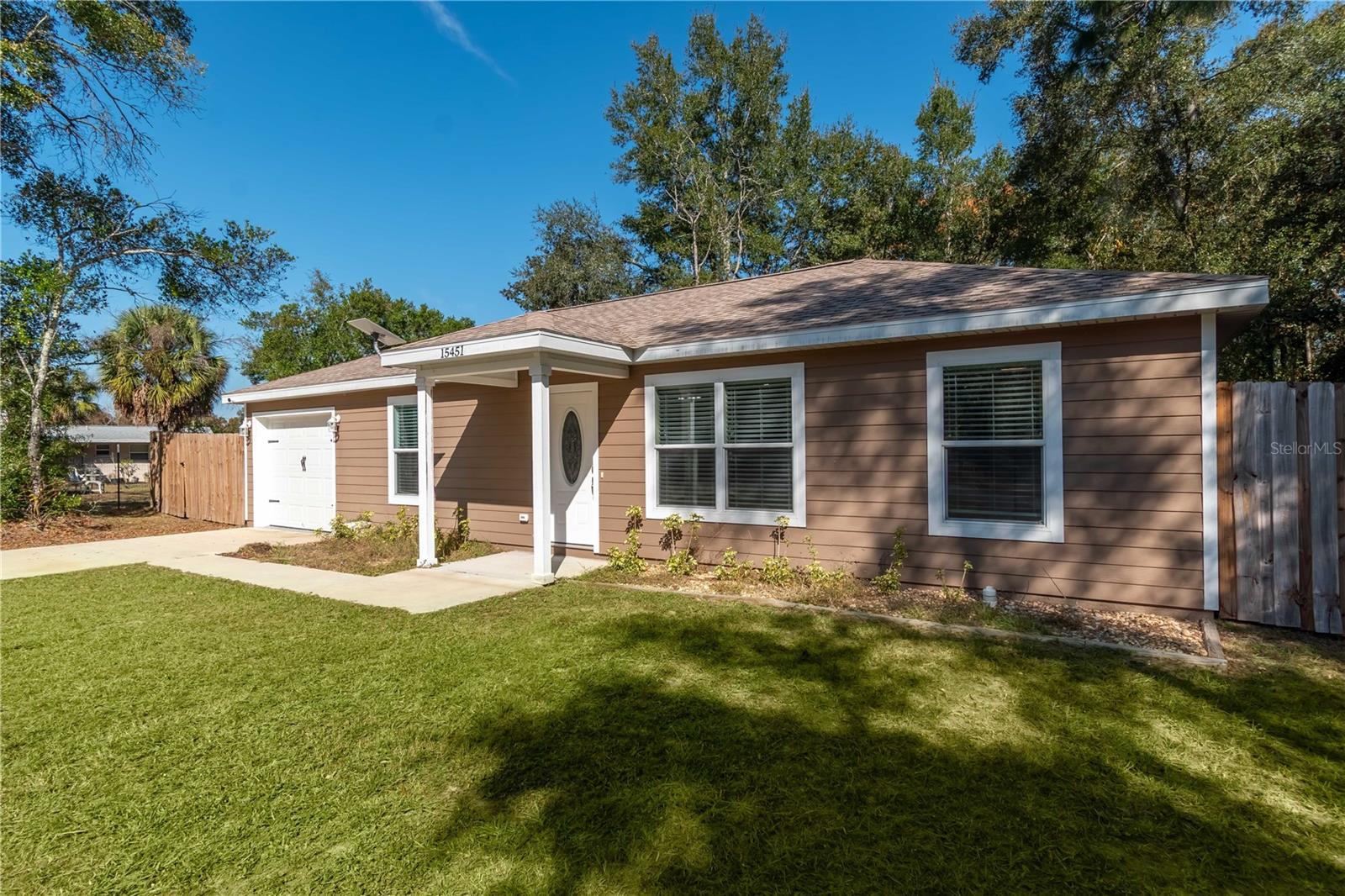 Image 6 of 40 For 15451 6th Circle