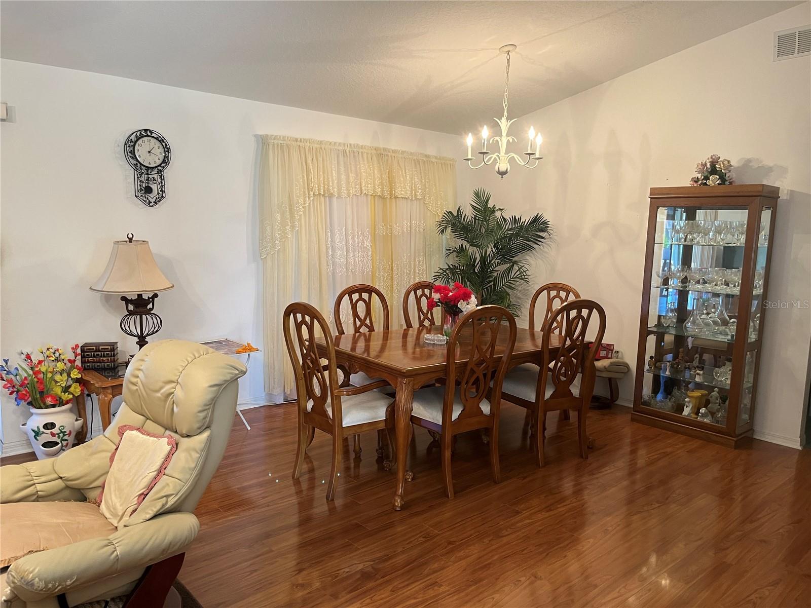 Image 4 of 6 For 5045 32nd Place