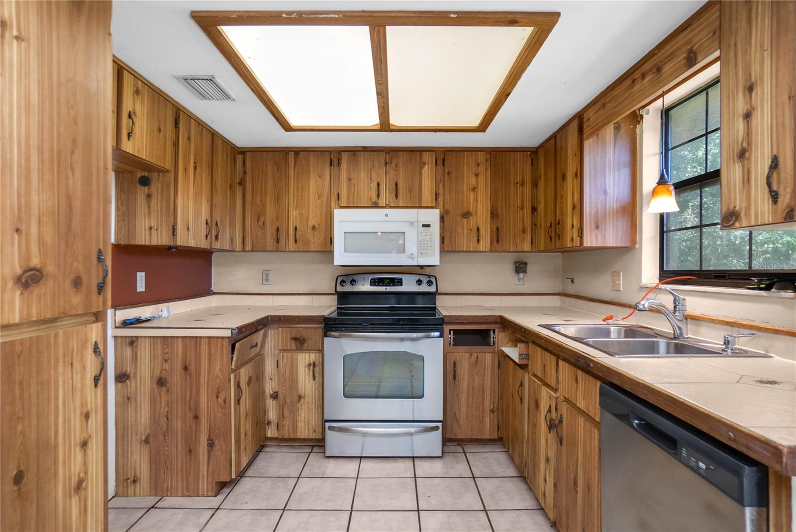 Image 12 of 31 For 4893 Old Floral City Road