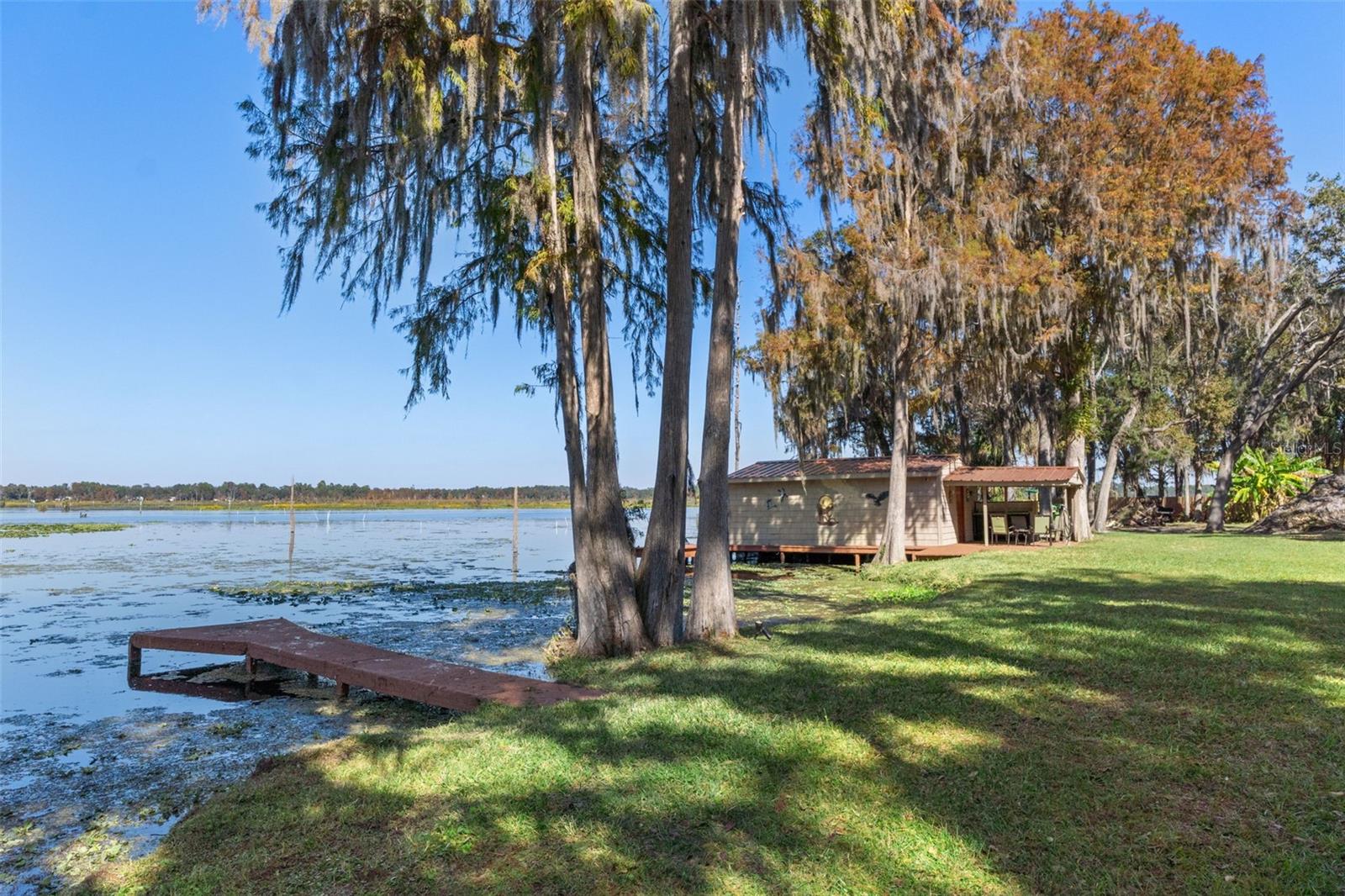 Image 38 of 50 For 6185 Riverbend Road