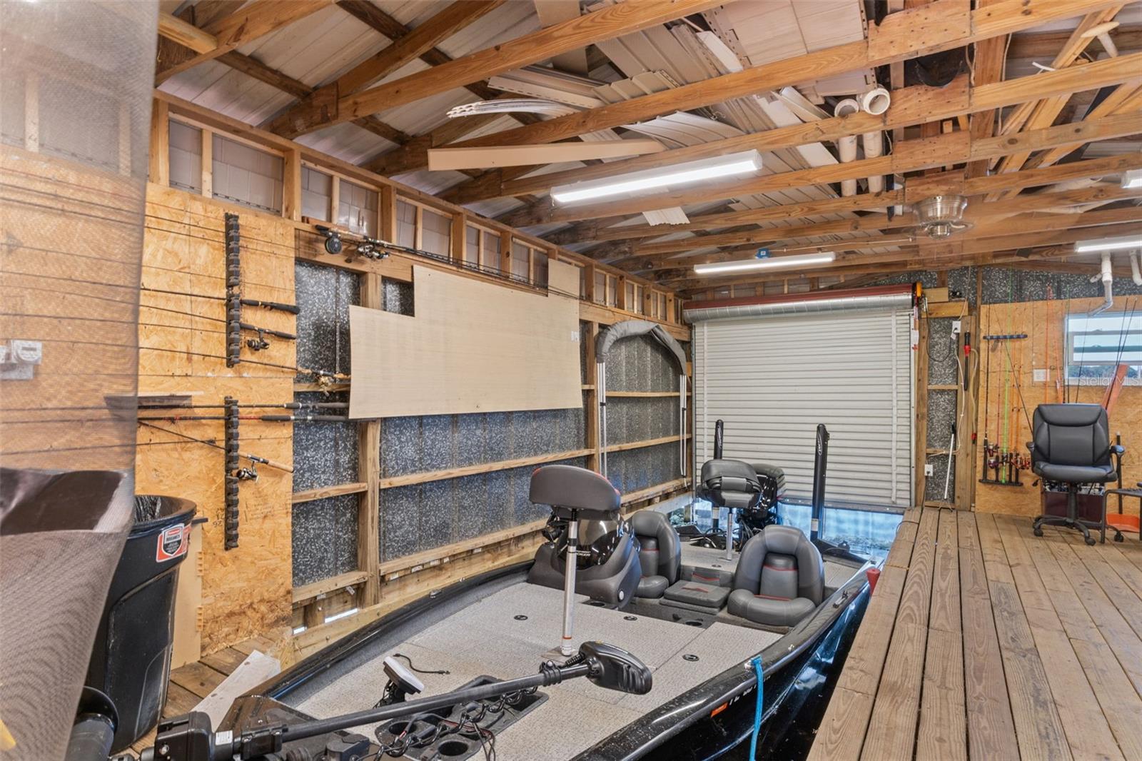 Image 42 of 50 For 6185 Riverbend Road