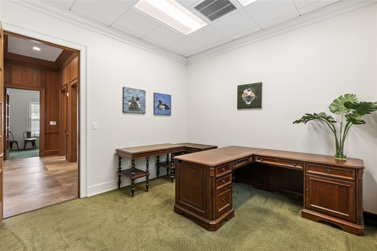 Image 25 of 47 For 130 Clyde Avenue