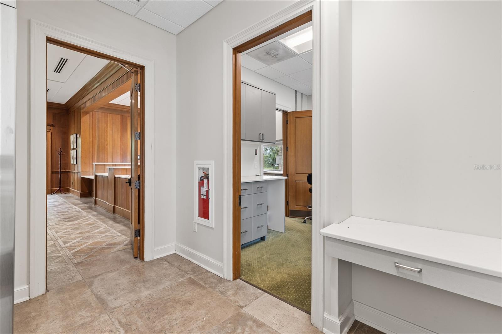 Image 36 of 47 For 130 Clyde Avenue