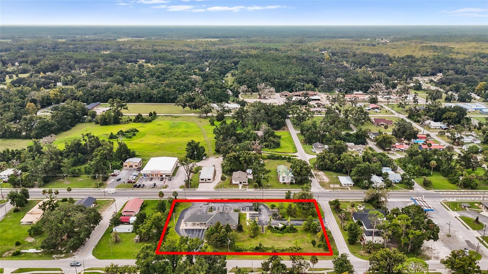 Image 4 of 47 For 130 Clyde Avenue