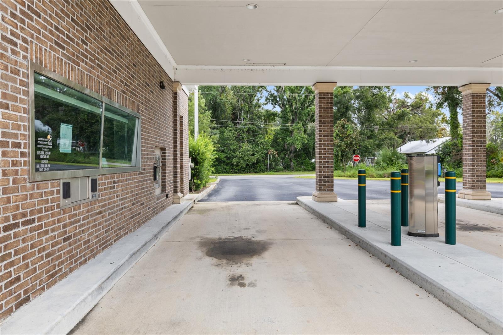 Image 41 of 47 For 130 Clyde Avenue