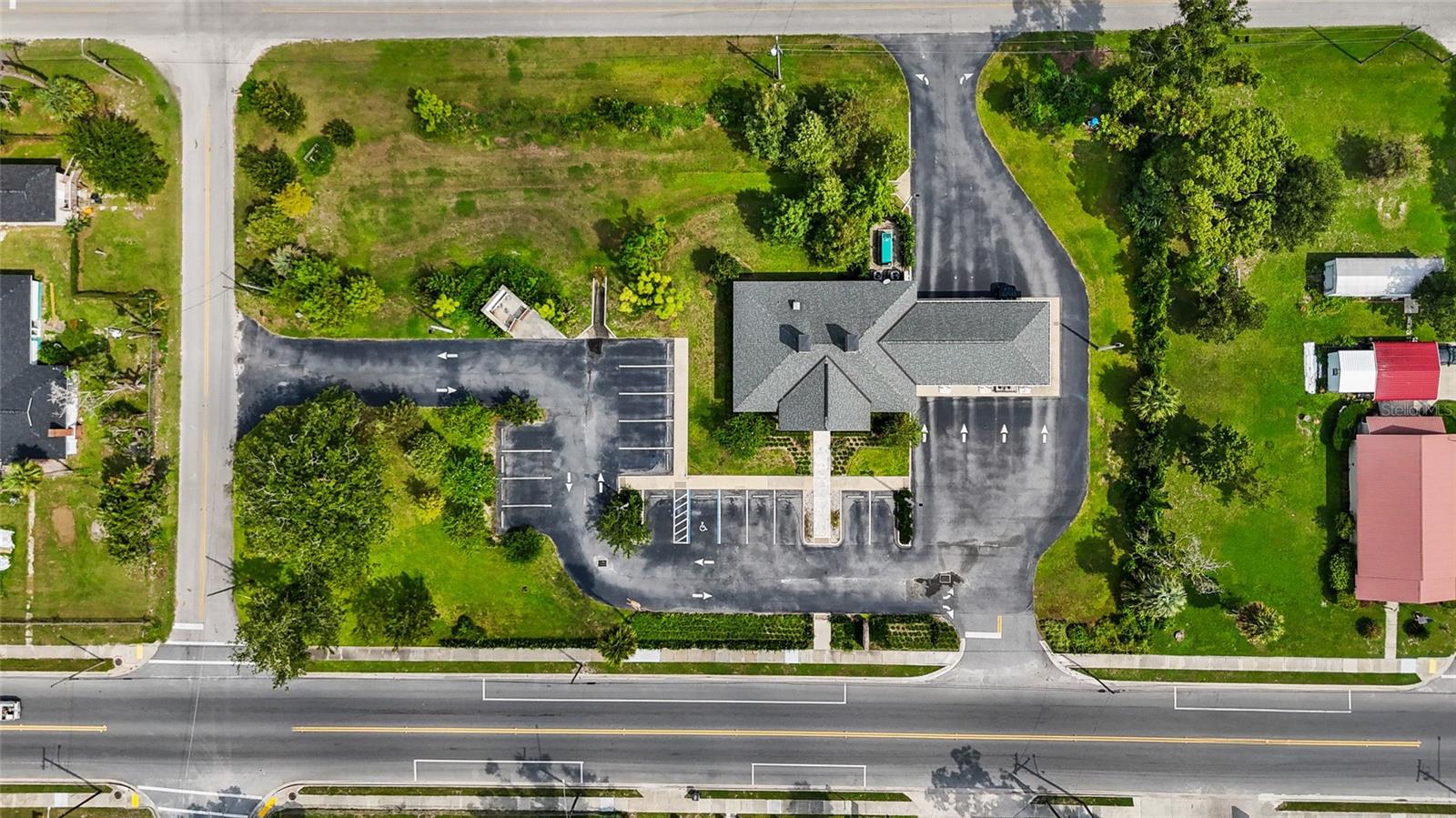 Image 7 of 47 For 130 Clyde Avenue