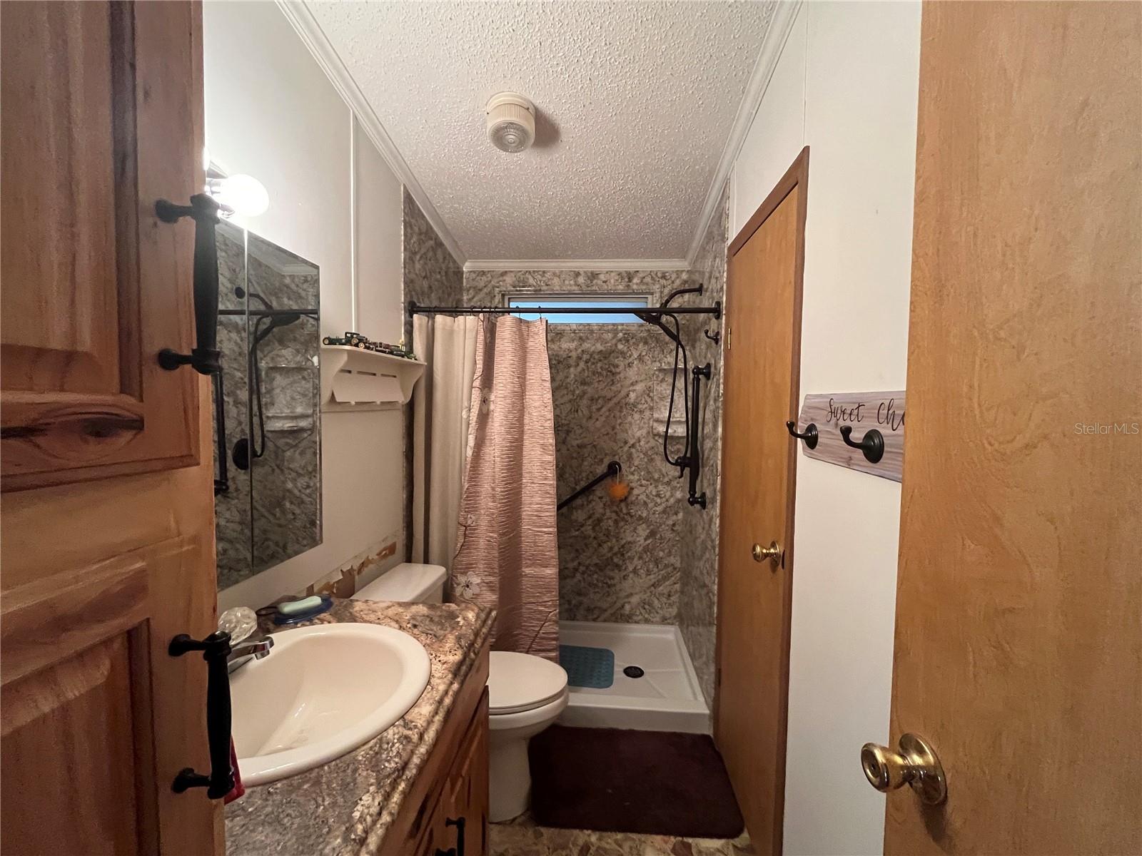 Image 11 of 26 For 13129 47th Court