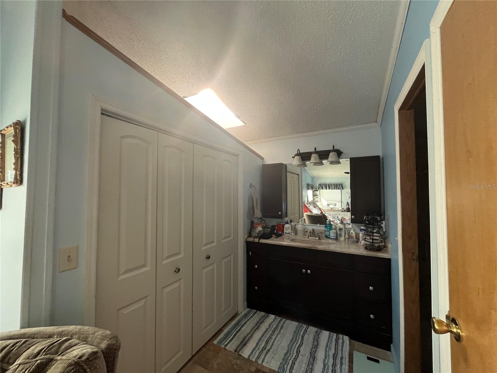 Image 9 of 26 For 13129 47th Court