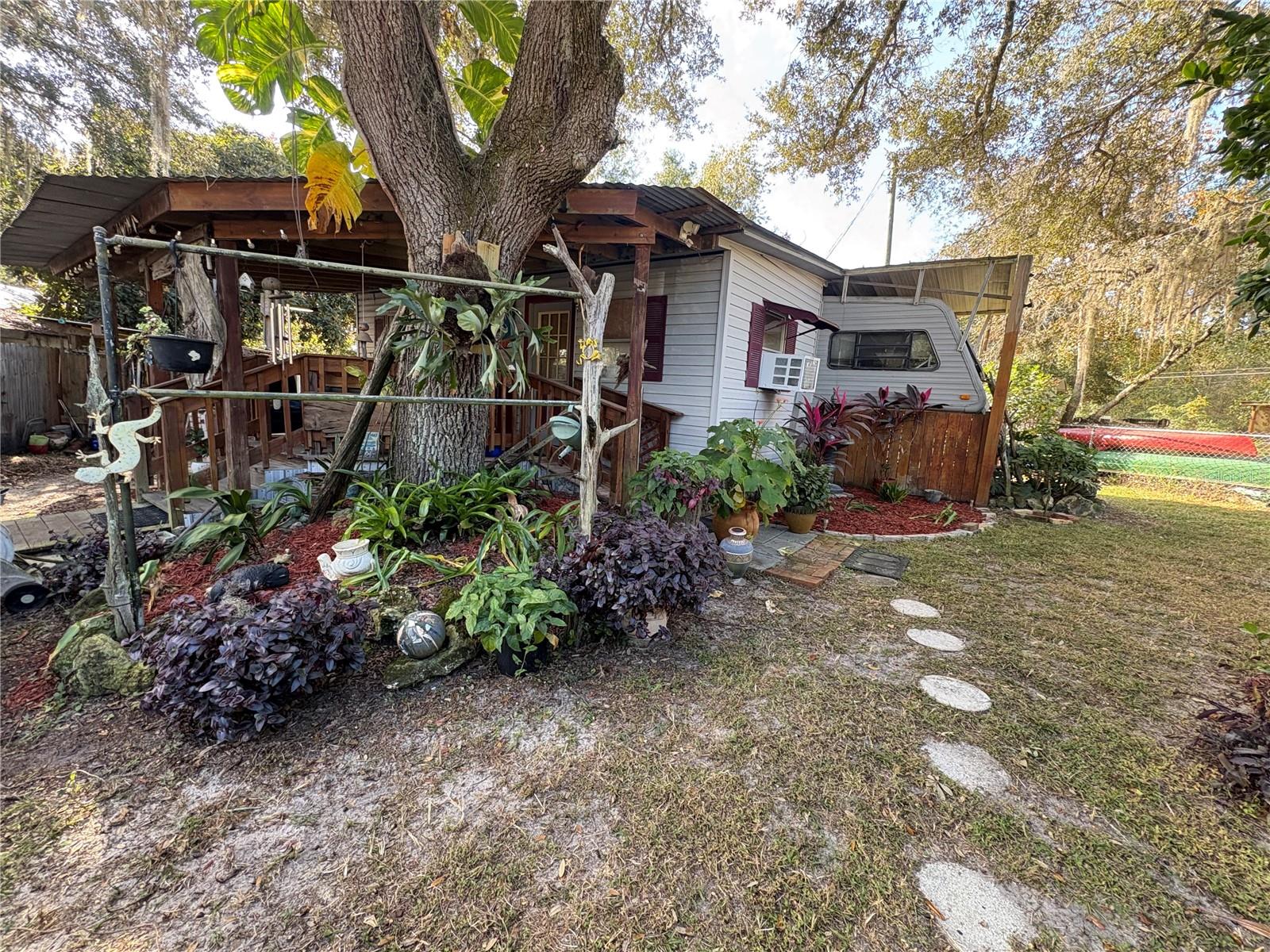 Image 11 of 32 For 24970 132nd Street