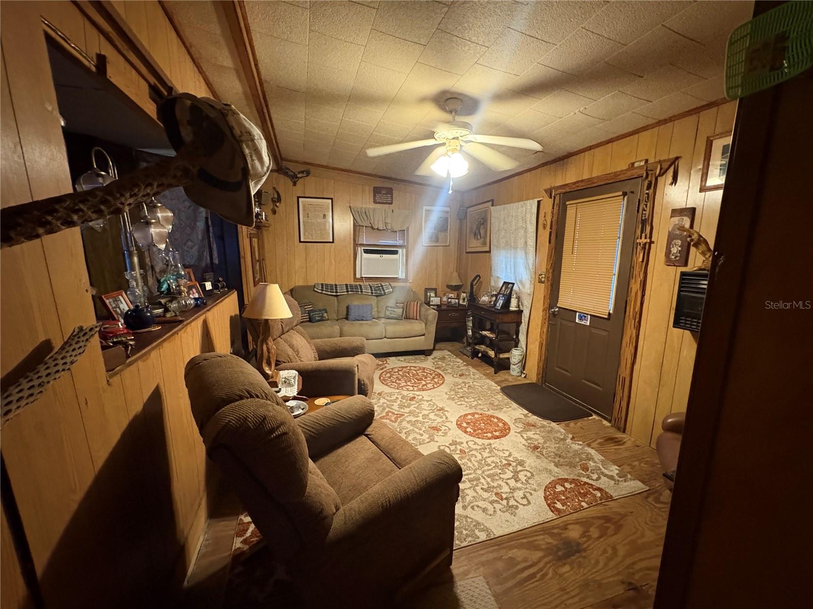 Image 23 of 32 For 24970 132nd Street