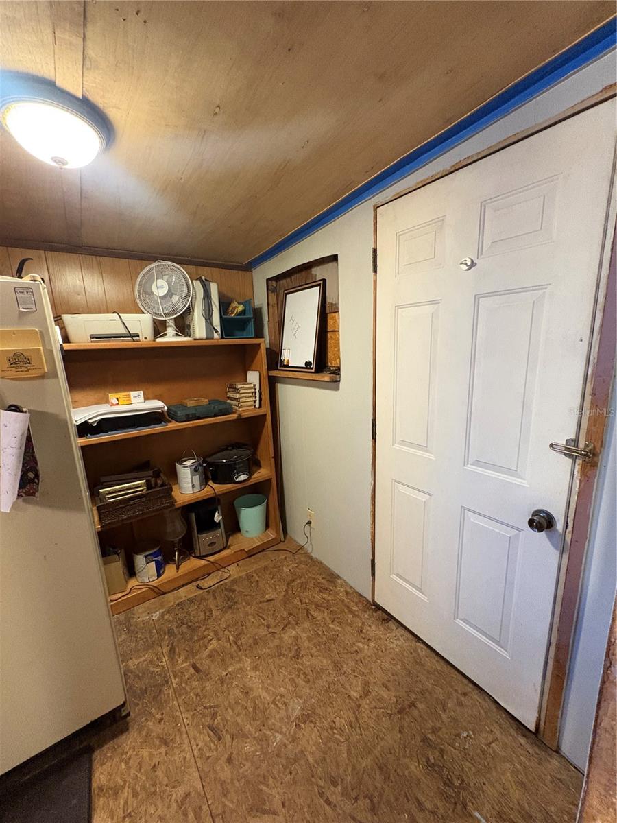 Image 27 of 32 For 24970 132nd Street