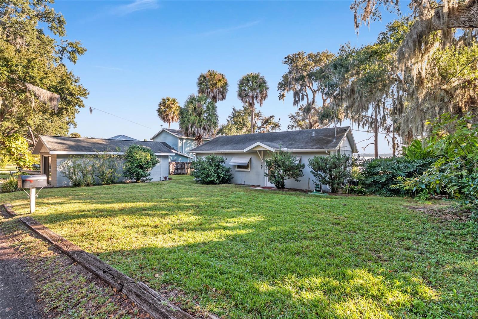 Image 5 of 78 For 15885 105th Terrace