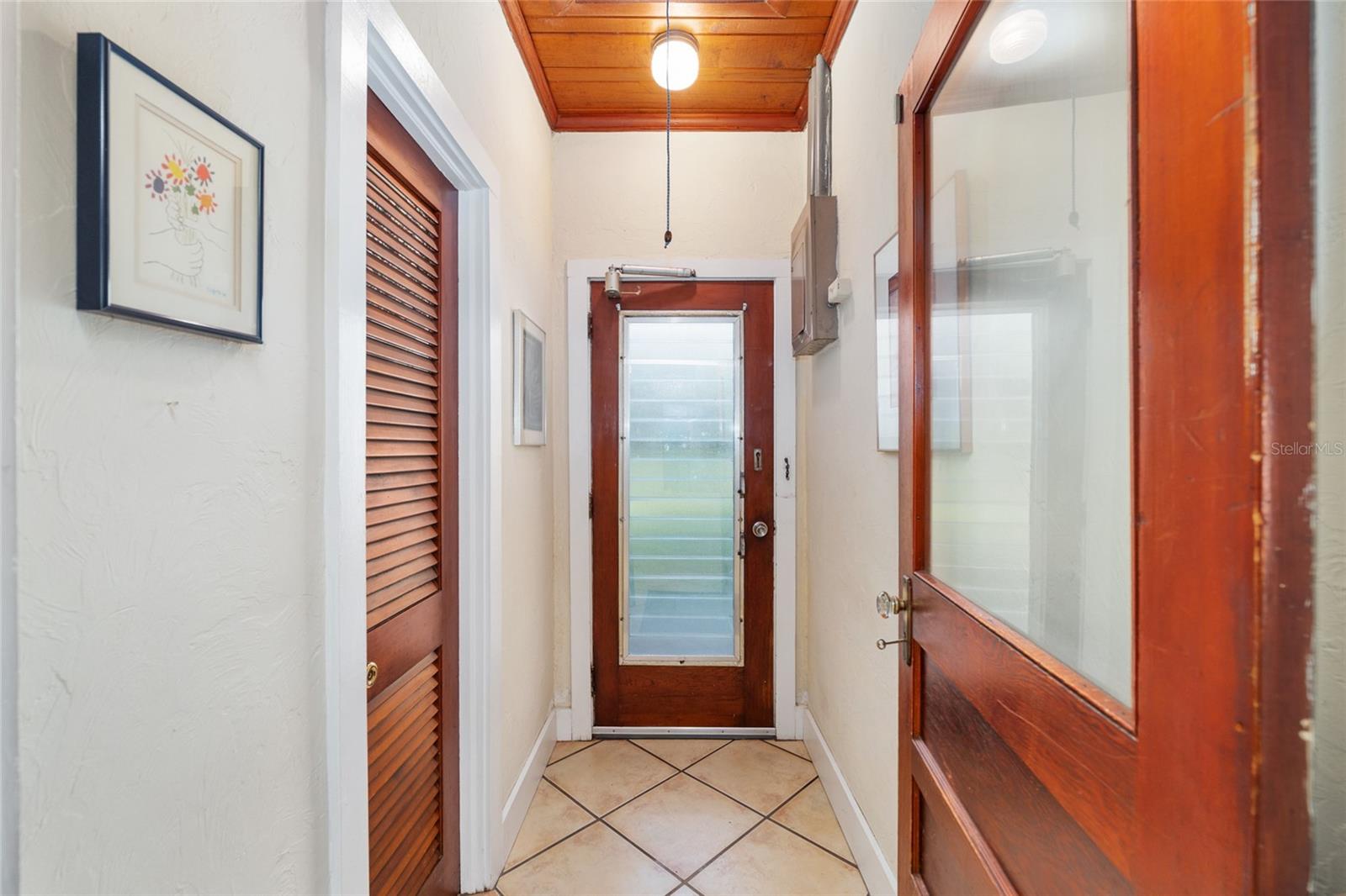 Image 8 of 78 For 15885 105th Terrace