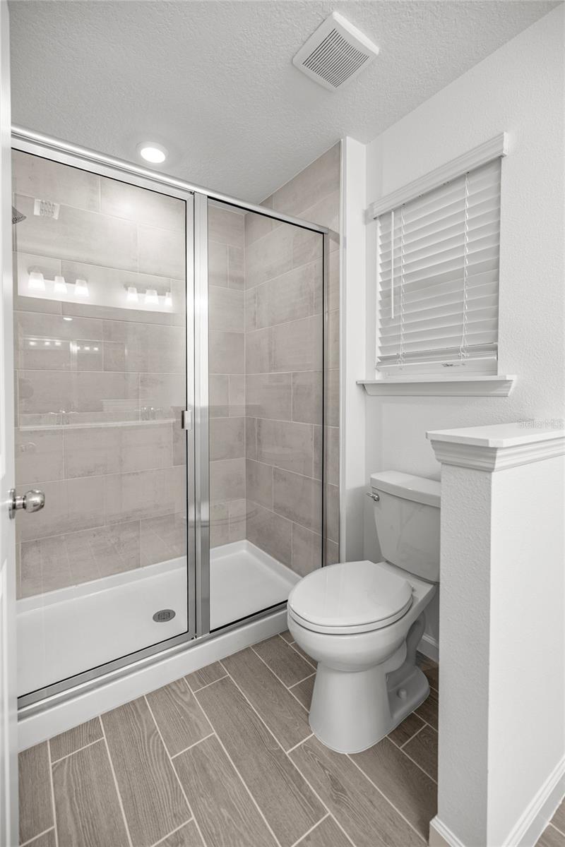 Image 19 of 29 For 3589 37th Court