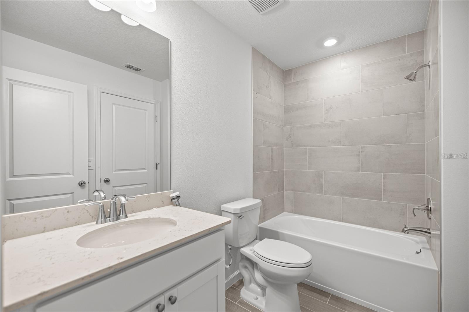 Image 7 of 29 For 3511 37th Court