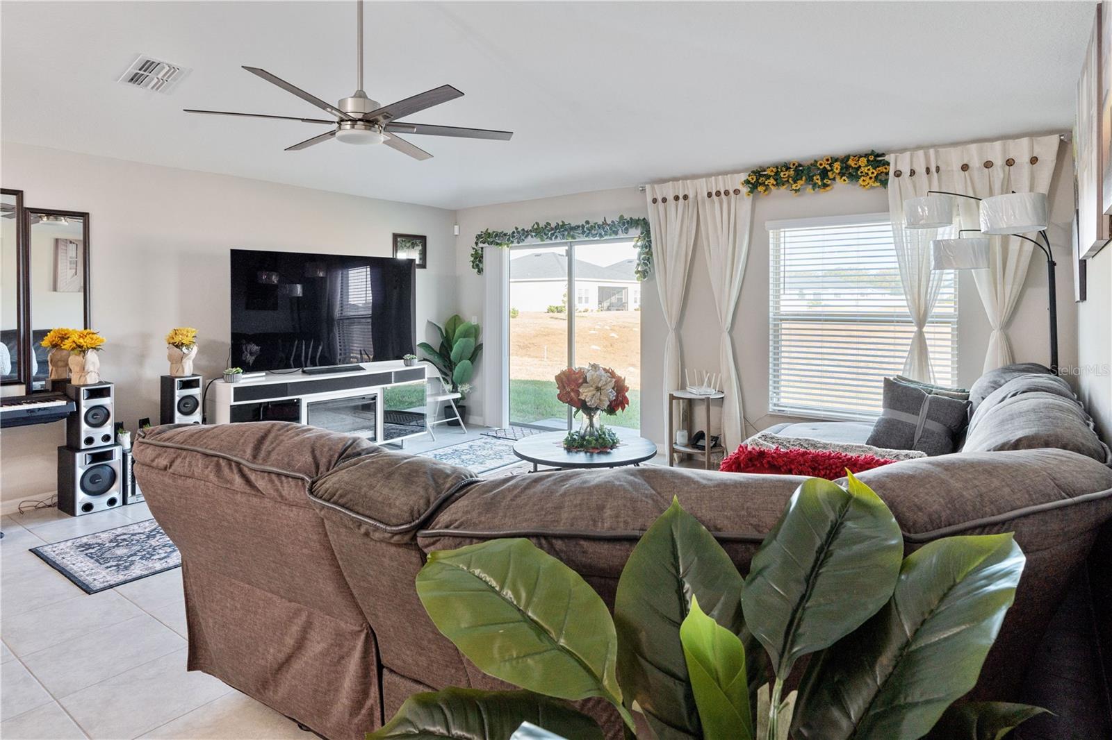 Image 21 of 41 For 5721 92nd Place